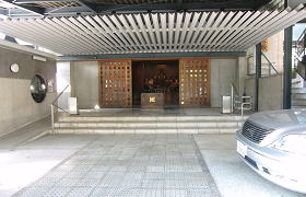 大経寺 式場前テラスで受付・会計・返礼が可能
