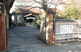 徳持寺