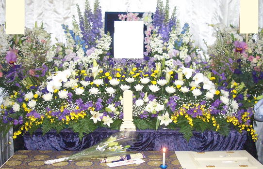 花祭壇の一般葬ともしびＢ