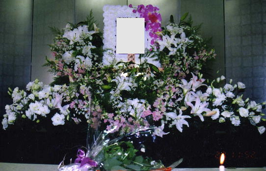 花祭壇の家族葬ともしびＣ
