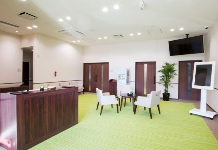 ファミリーホール厚木