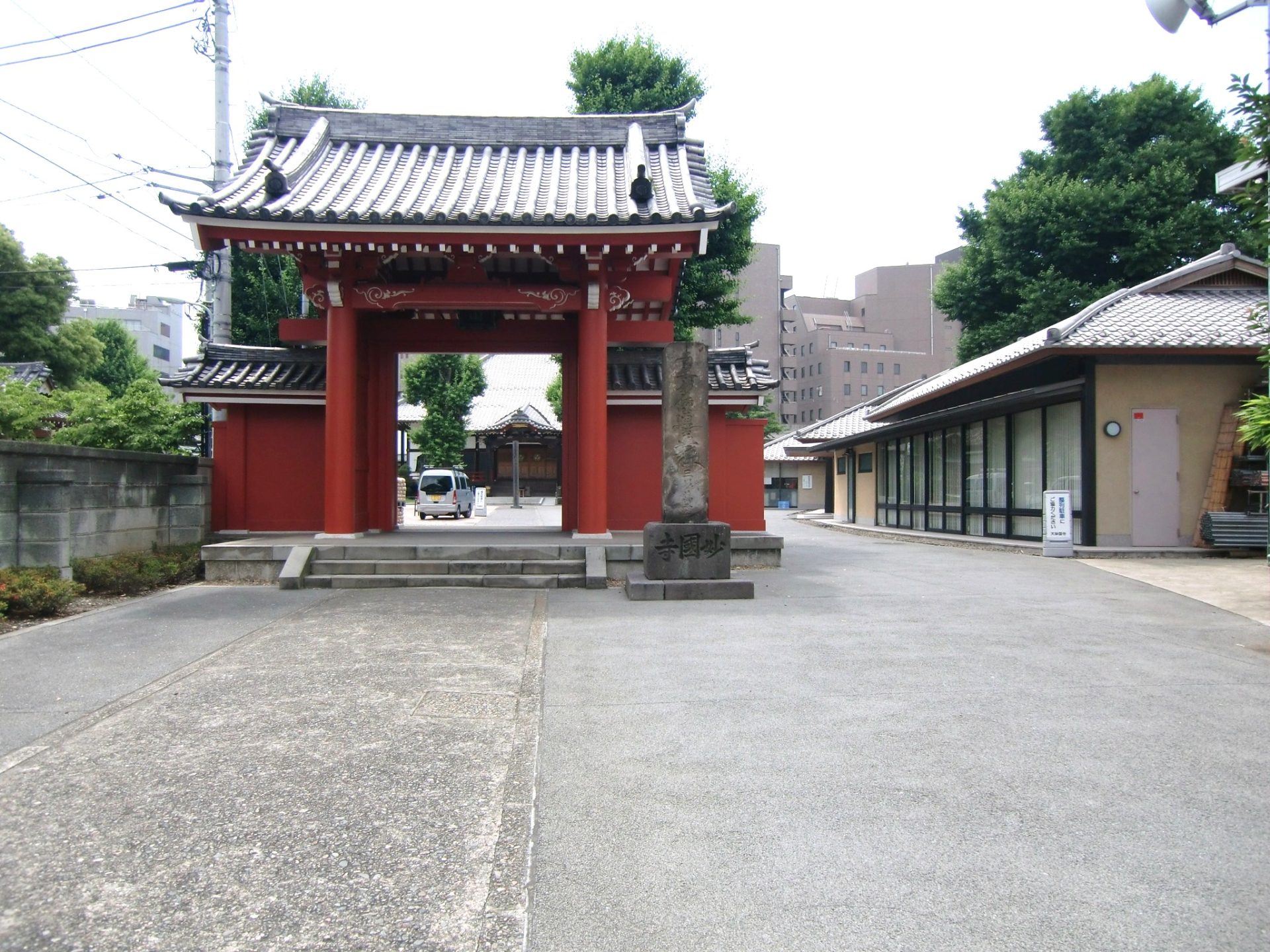 天妙国寺鳳凰会館