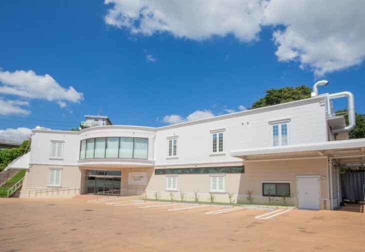 ファミリーホール海老名 全景